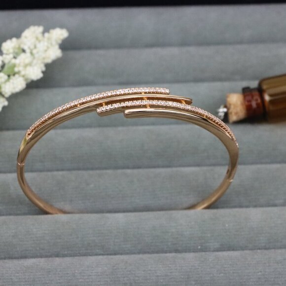 Elegant Rose Gold Bangle with Dual Layered CZ Bar Design, XPBL0594 - Picture 12 of 12